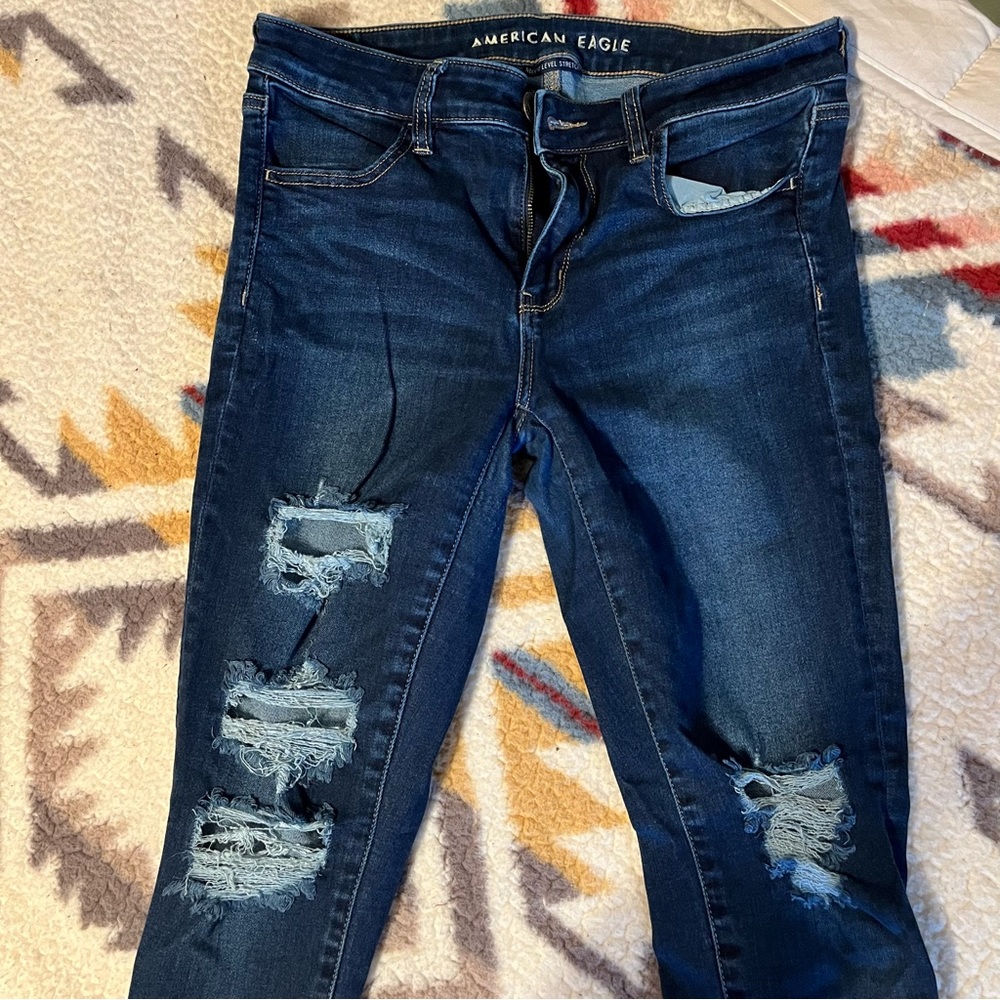 American Eagle Distressed Jegging